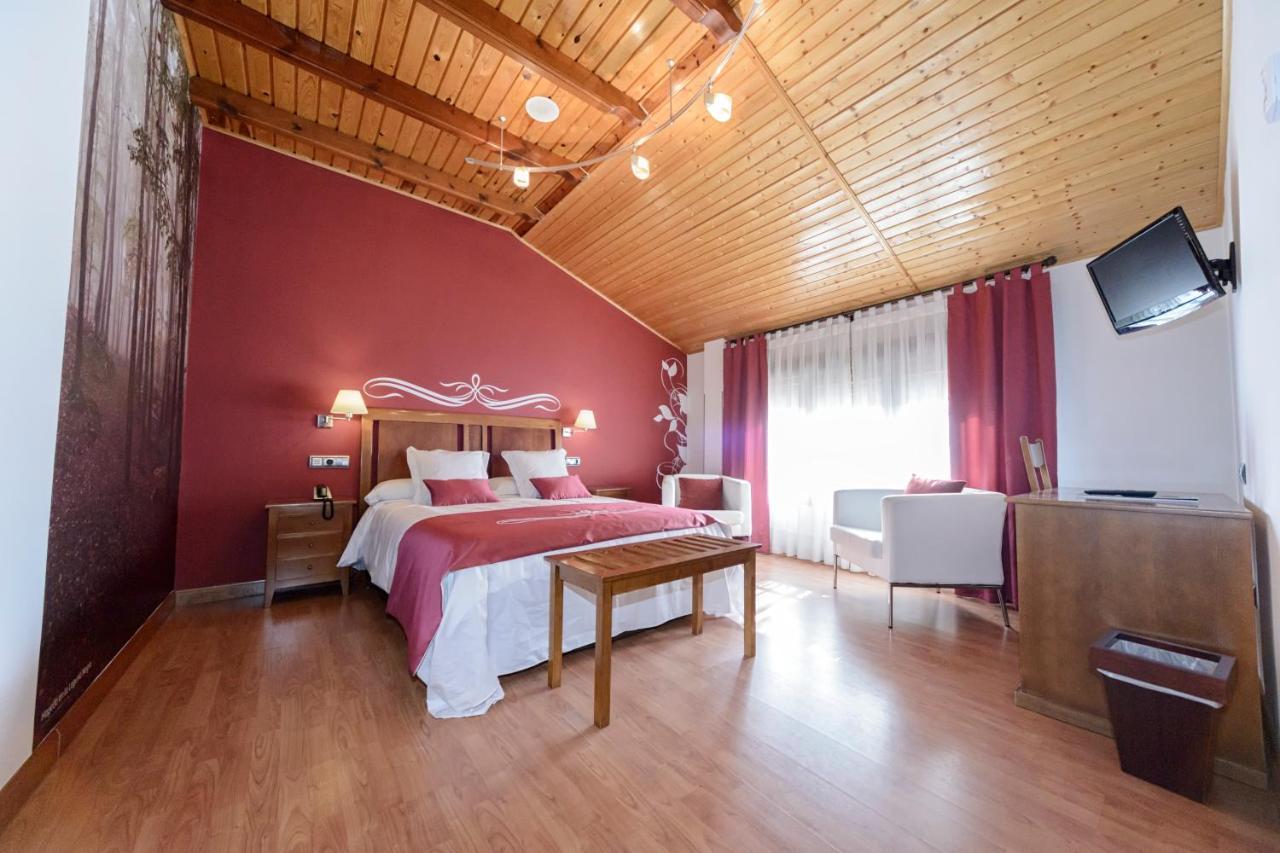 Hotel La Barrosa Abejar Dış mekan fotoğraf