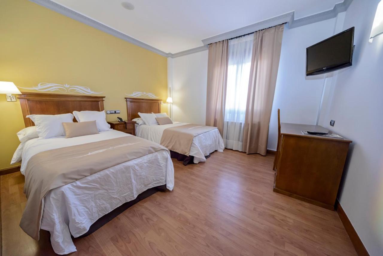 Hotel La Barrosa Abejar Dış mekan fotoğraf