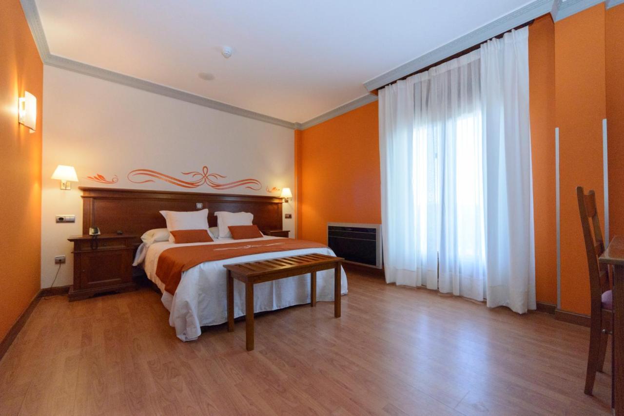 Hotel La Barrosa Abejar Dış mekan fotoğraf