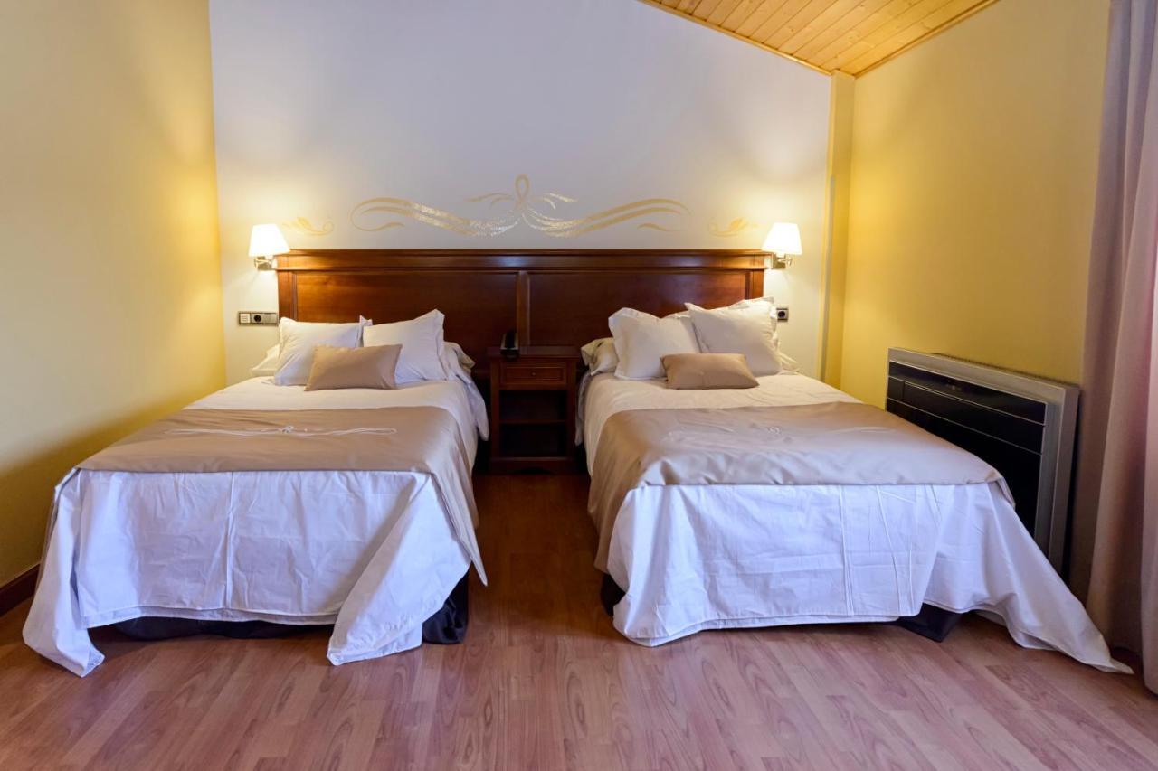Hotel La Barrosa Abejar Dış mekan fotoğraf