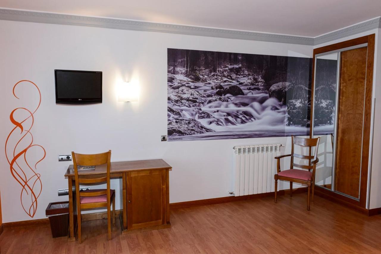 Hotel La Barrosa Abejar Dış mekan fotoğraf